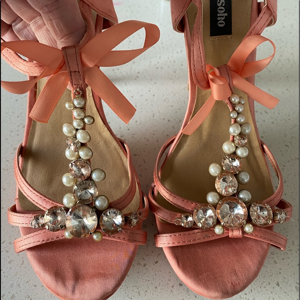 4+ inch high stilettos - Picture 3 of 4